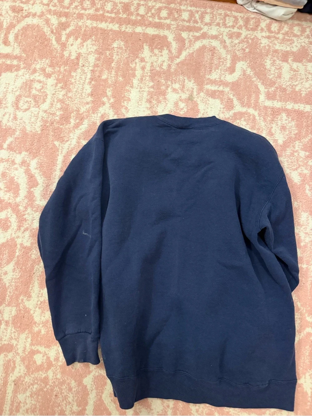 Notre Dame Navy Graphic Crewneck Sweatshirt